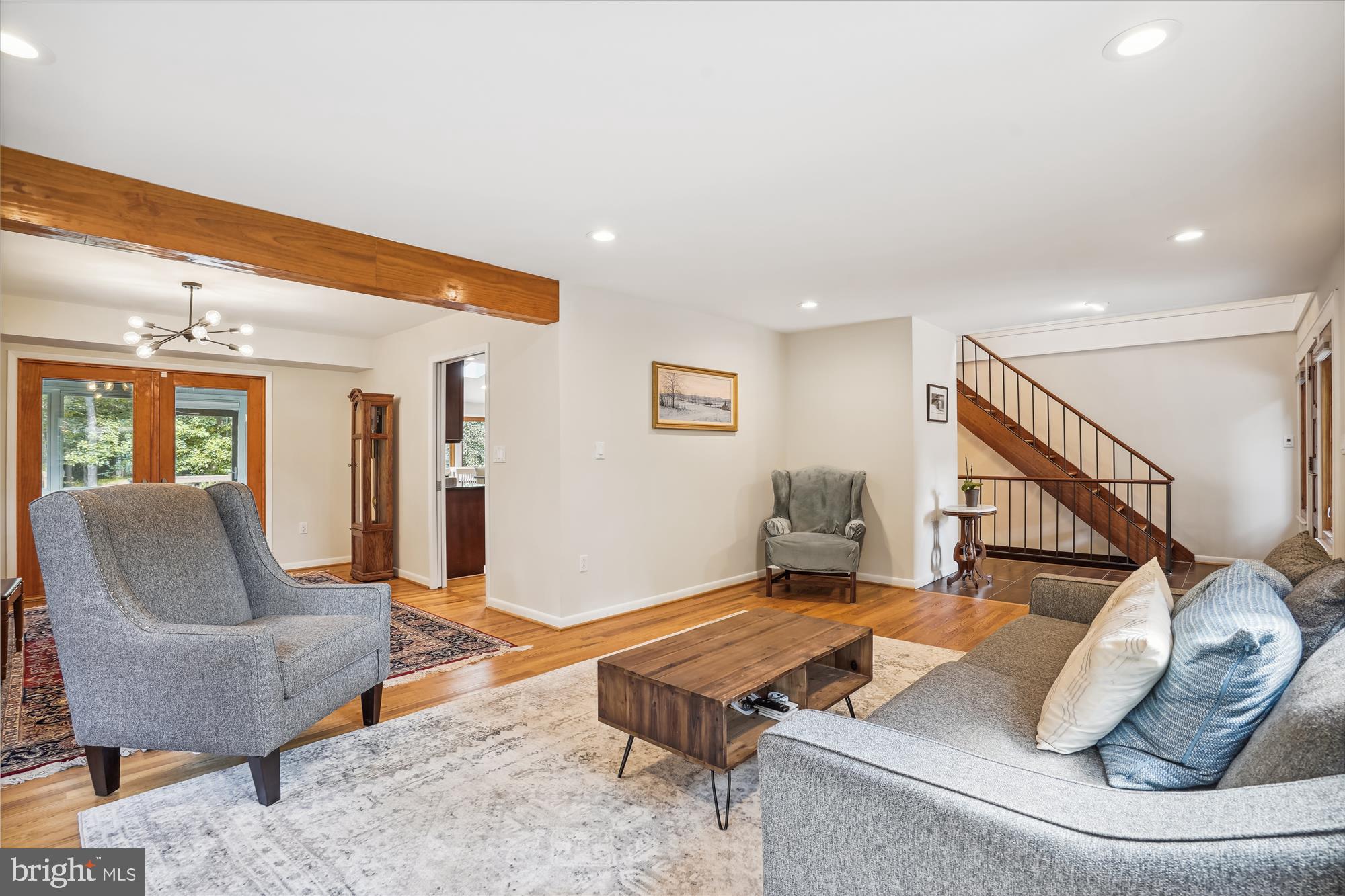 10408 Hunter Ridge Drive Oakton, VA 22124 - Photo 7 of 30 a living room with furniture and wooden floor