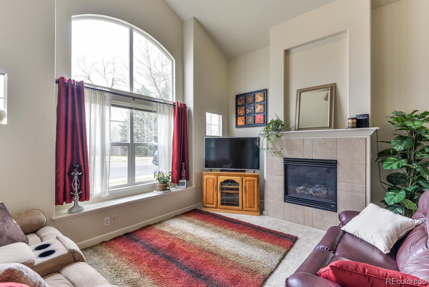 327 8th Street Berthoud, CO 80513 - Photo 6 of 32