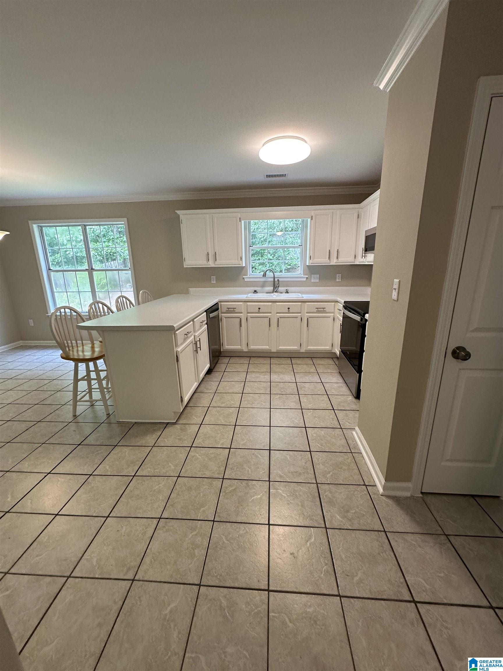 279 Warwick Lane Alabaster, AL 35007 - Photo 16 of 23