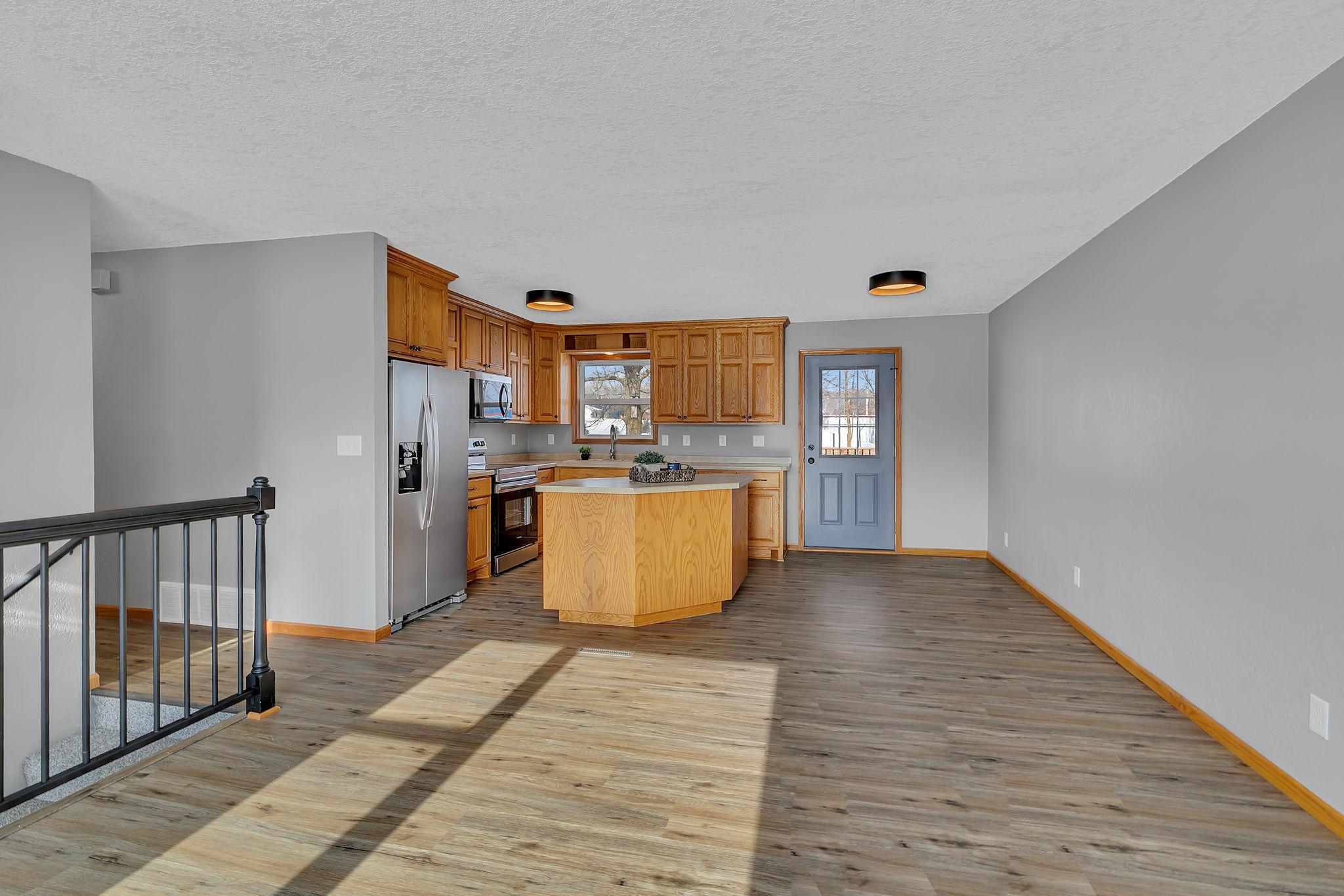 503 1st Street Southeast St. Stephen, MN 56375 - Photo 3 of 32