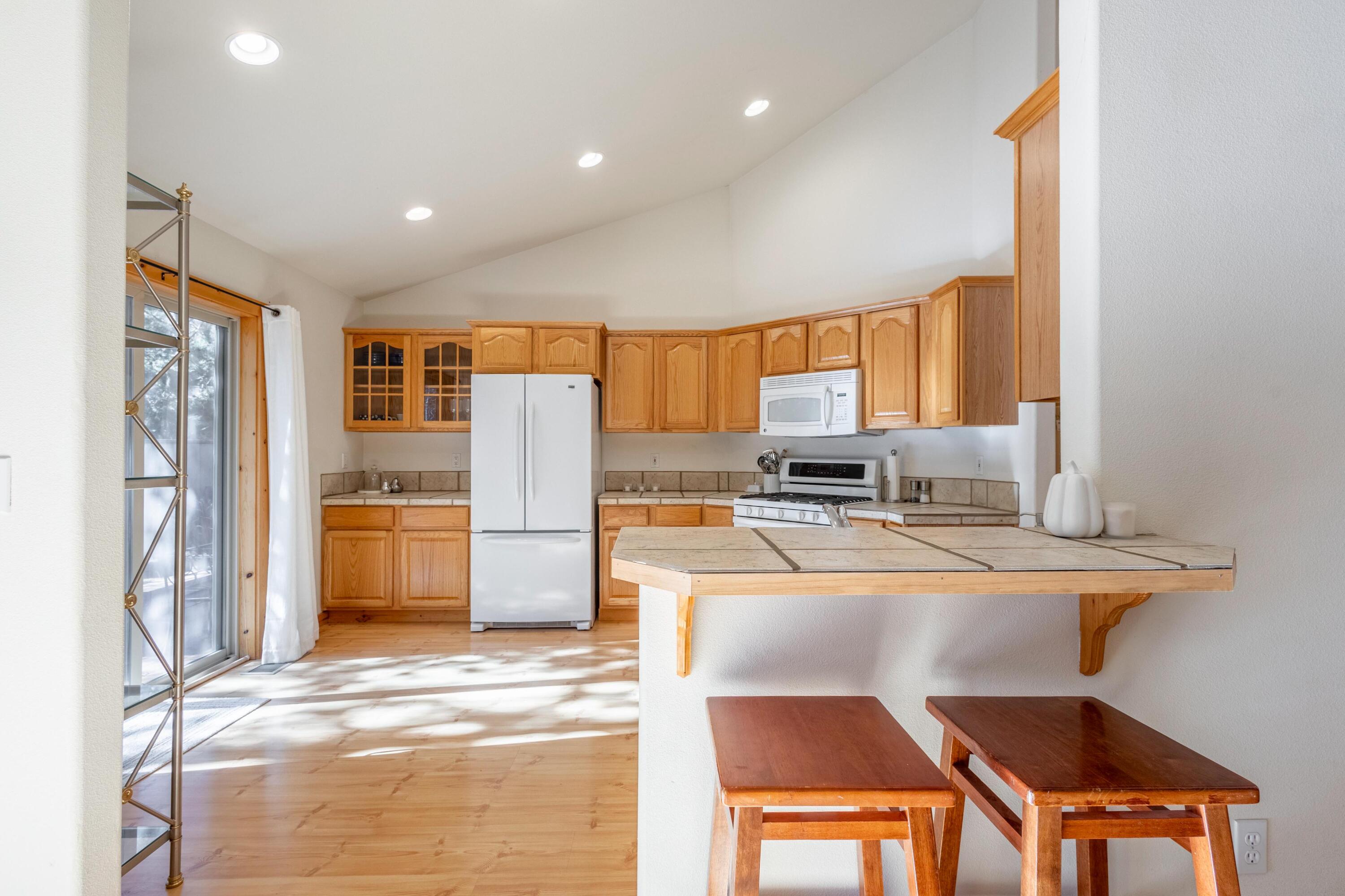 55595 Wagon Master Way Bend, OR 97707 - Photo 8 of 35 08