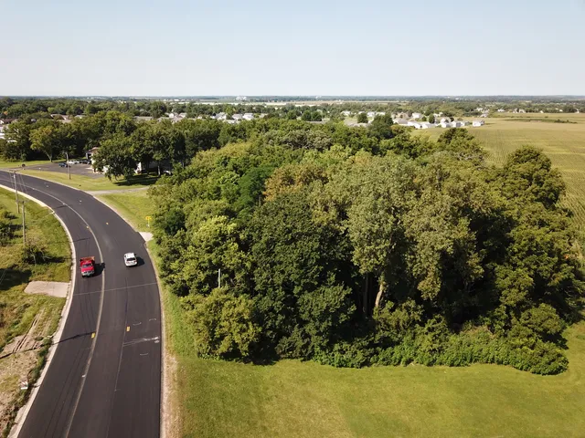 $3,200,000 | 0 North Division Street, Harvard, IL 60033