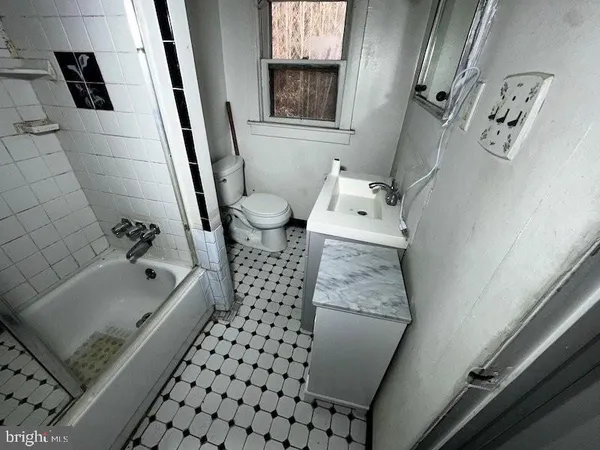 $149,000 | 300 Linden Avenue, Oaklyn, NJ 08107