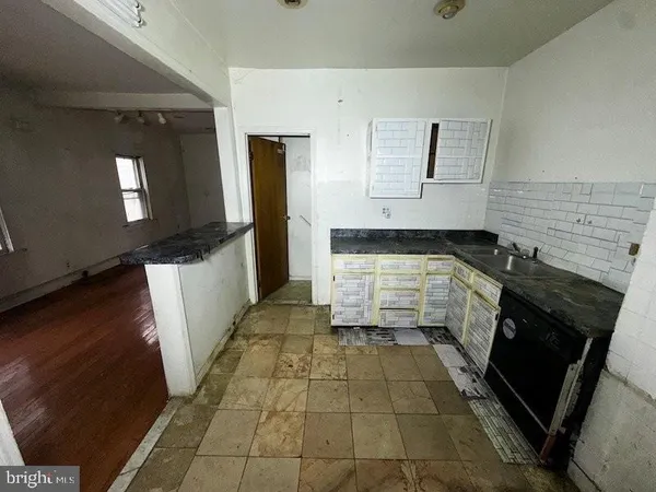 $149,000 | 300 Linden Avenue, Oaklyn, NJ 08107
