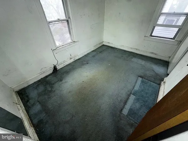 $149,000 | 300 Linden Avenue, Oaklyn, NJ 08107