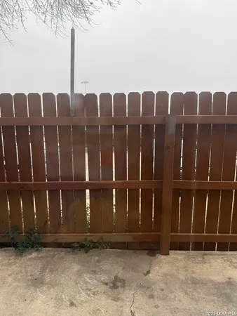$800 | 923 Vance Jackson Road, Unit 1301, San Antonio, TX 78201
