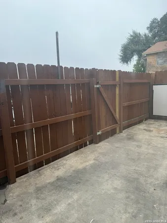 $800 | 923 Vance Jackson Road, Unit 1301, San Antonio, TX 78201