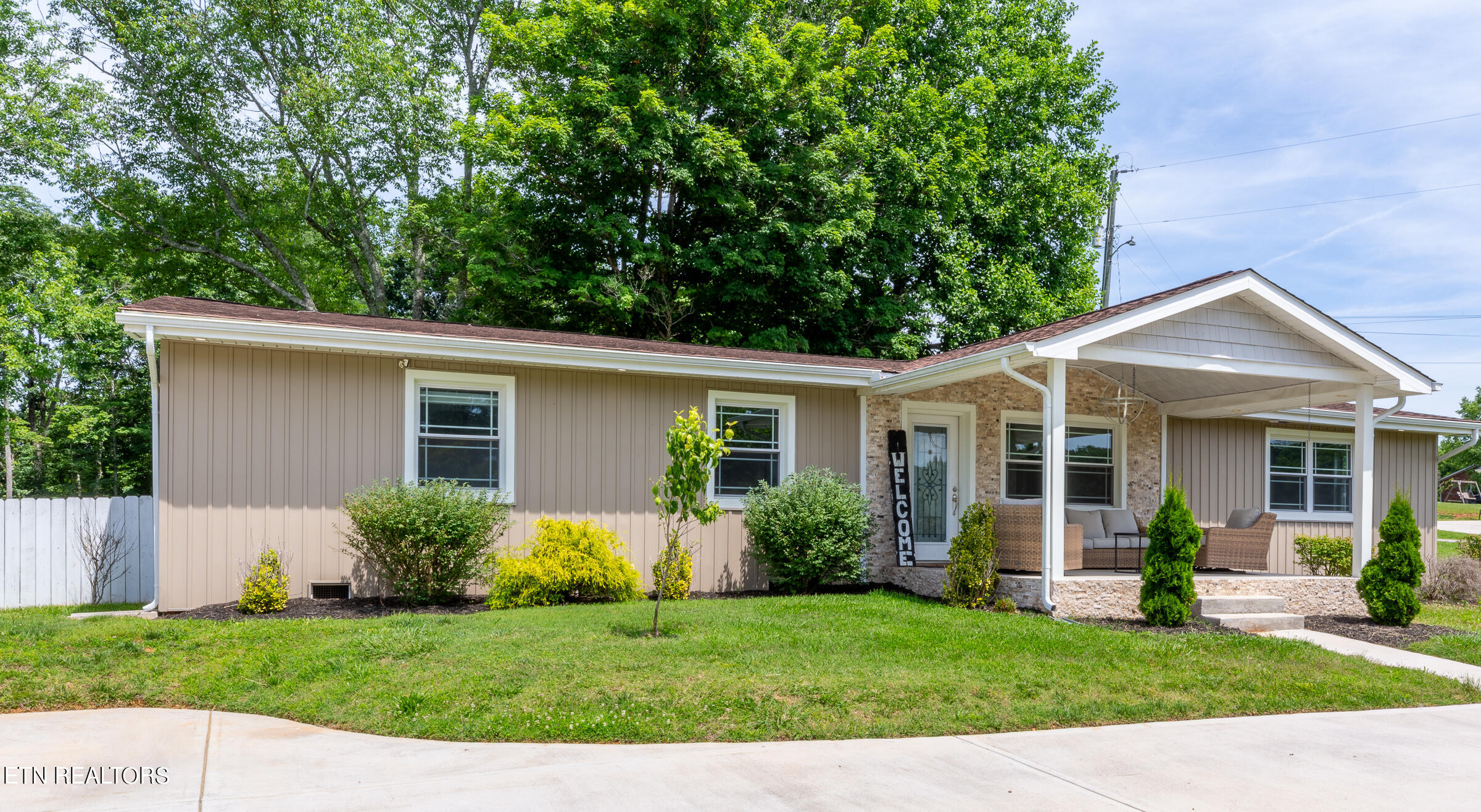 8732 Majors Road Knoxville, TN 37938 - Photo 3 of 34 _O4A3801-HDR