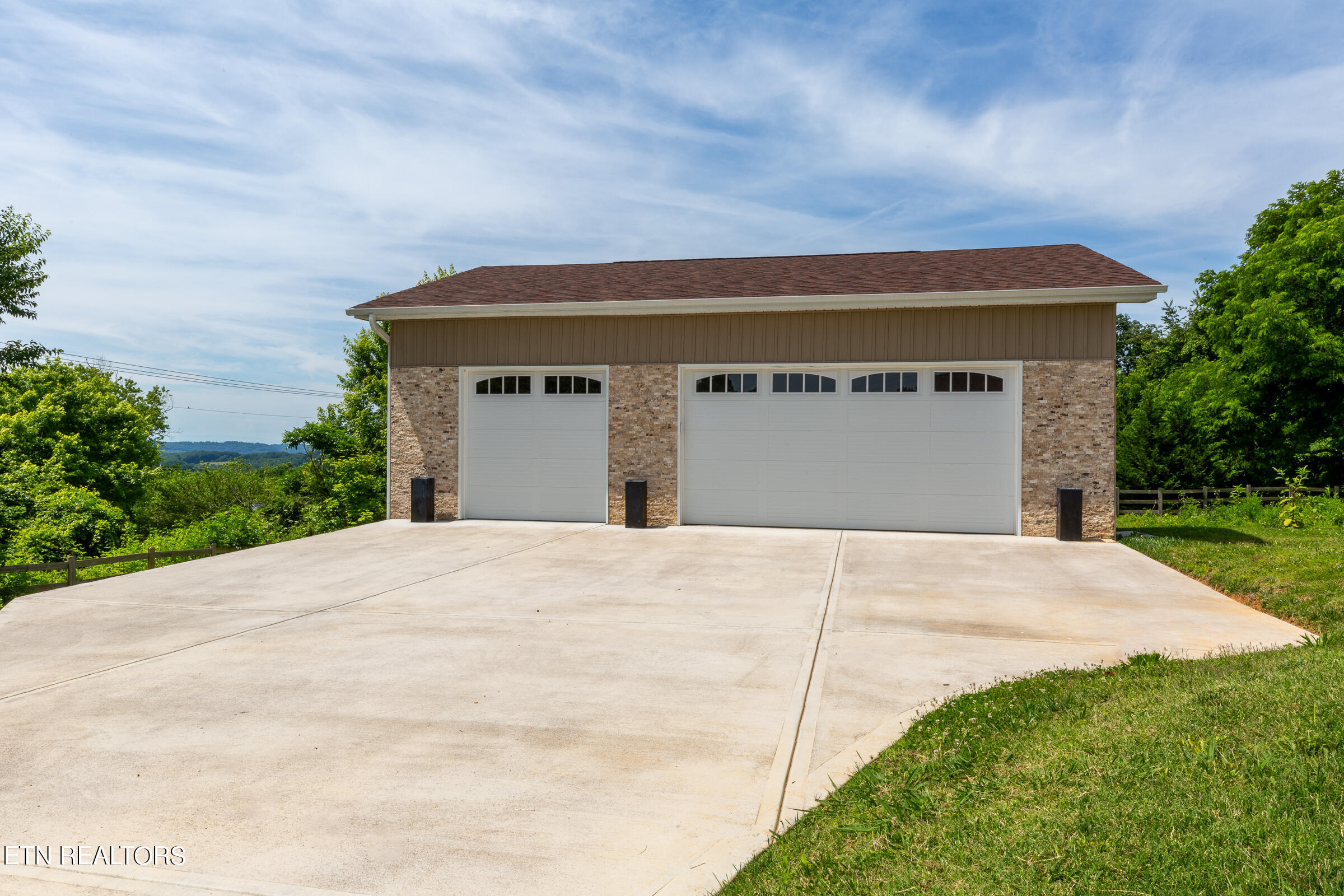 8732 Majors Road Knoxville, TN 37938 - Photo 6 of 34 _O4A3785-HDR