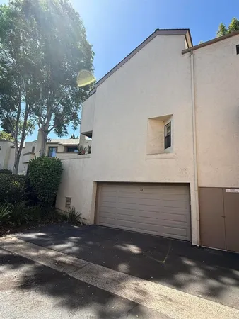 $3,750 | Via Mallorca, Unit 24, San Diego, CA 92037