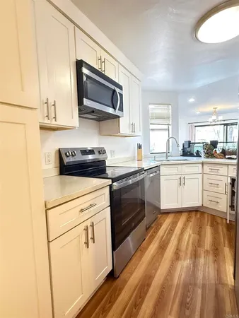 $3,750 | Via Mallorca, Unit 24, San Diego, CA 92037