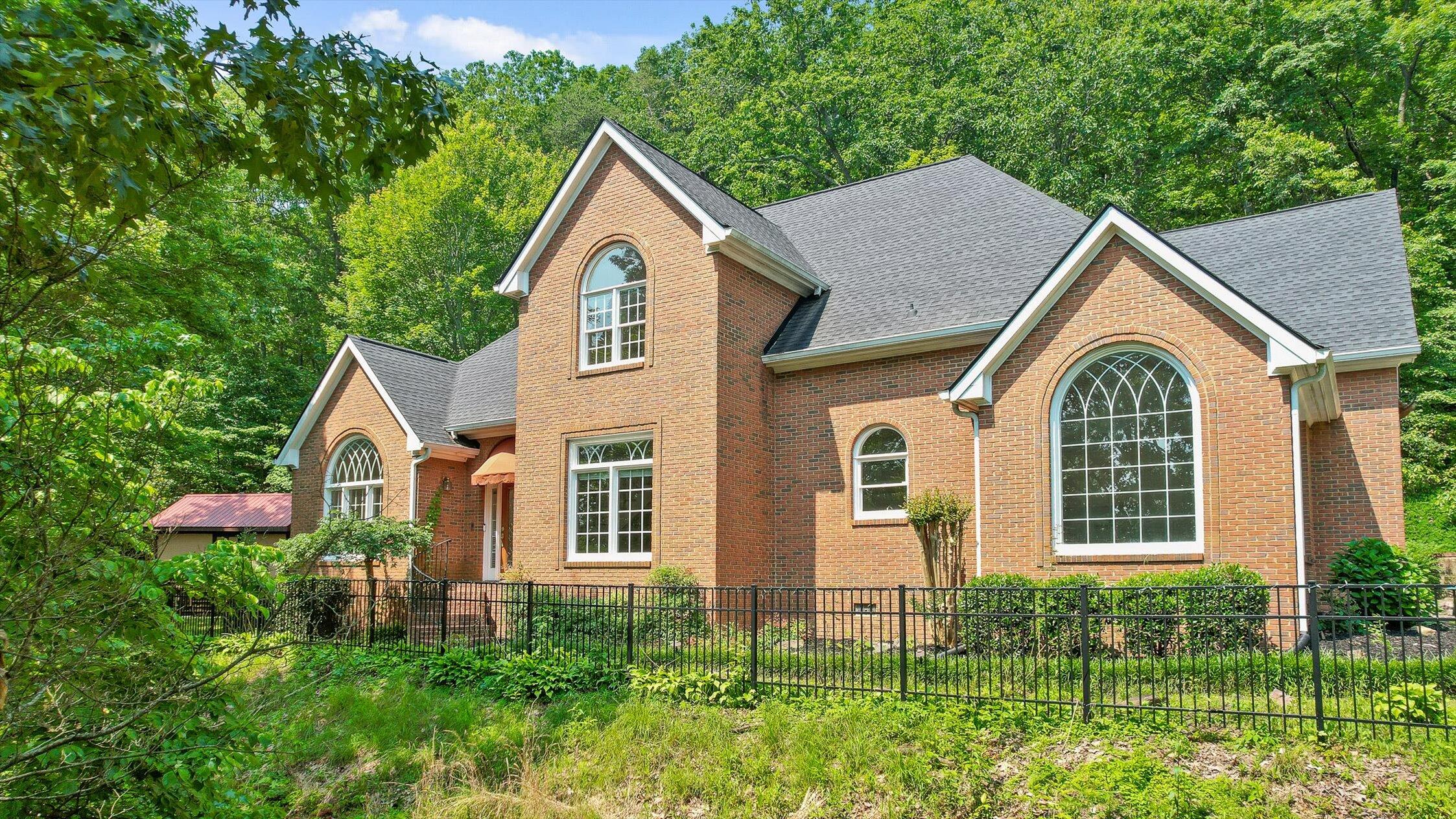 2001 Eagle Point Drive Dalton, GA 30720 - Photo 2 of 58 48-Eagle-47