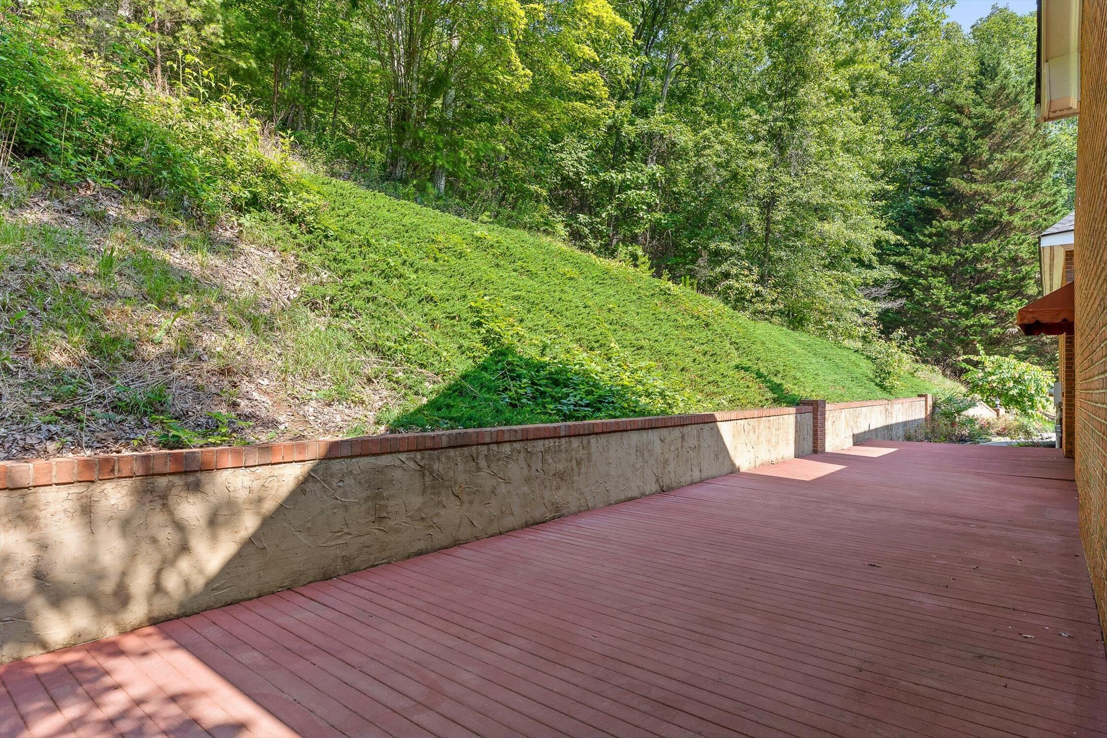 2001 Eagle Point Drive Dalton, GA 30720 - Photo 45 of 58 11-Eagle-10