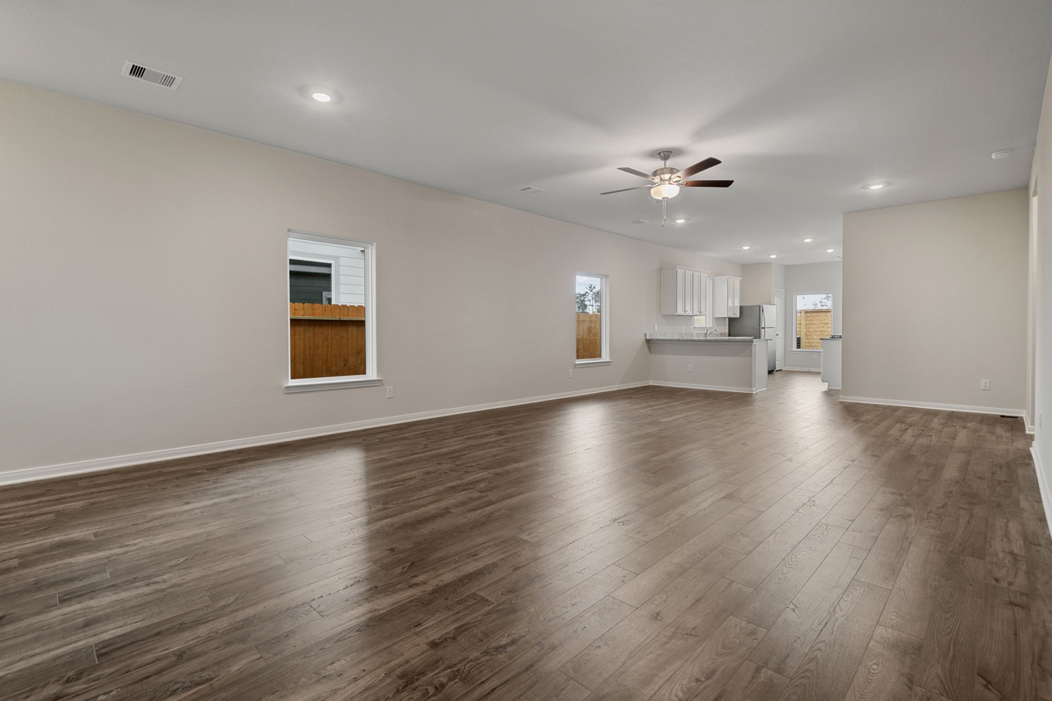 476 Lone Rider Drive Katy, TX 77493 - Photo 4 of 8