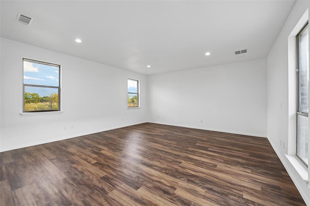 6620 Montgomery Road Midlothian, TX 76065 - Photo 15 of 36 Gallery Image 15