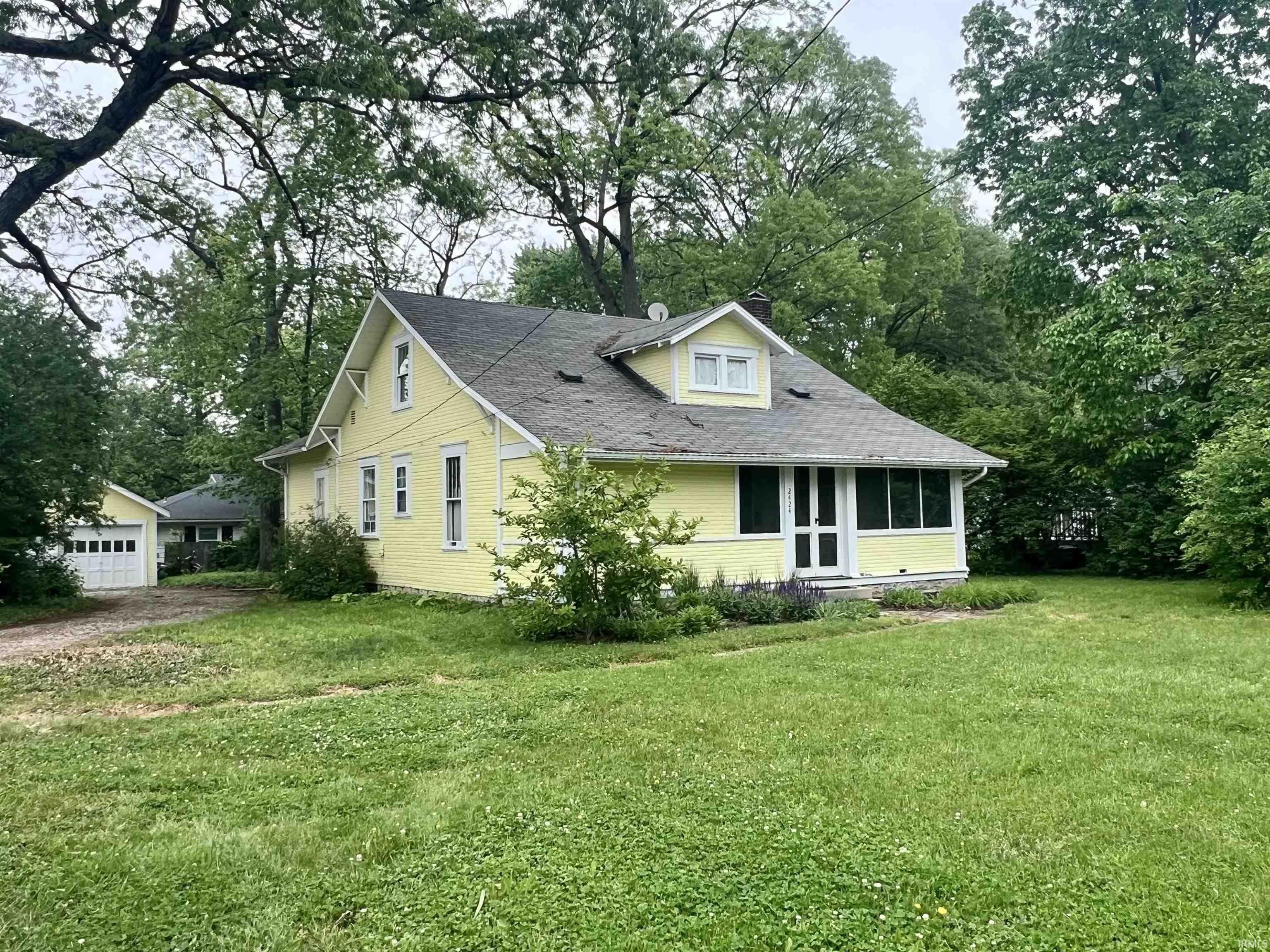 2424 West Petty Road Muncie, IN 47304 - Photo 1 of 35 Gallery Image 1