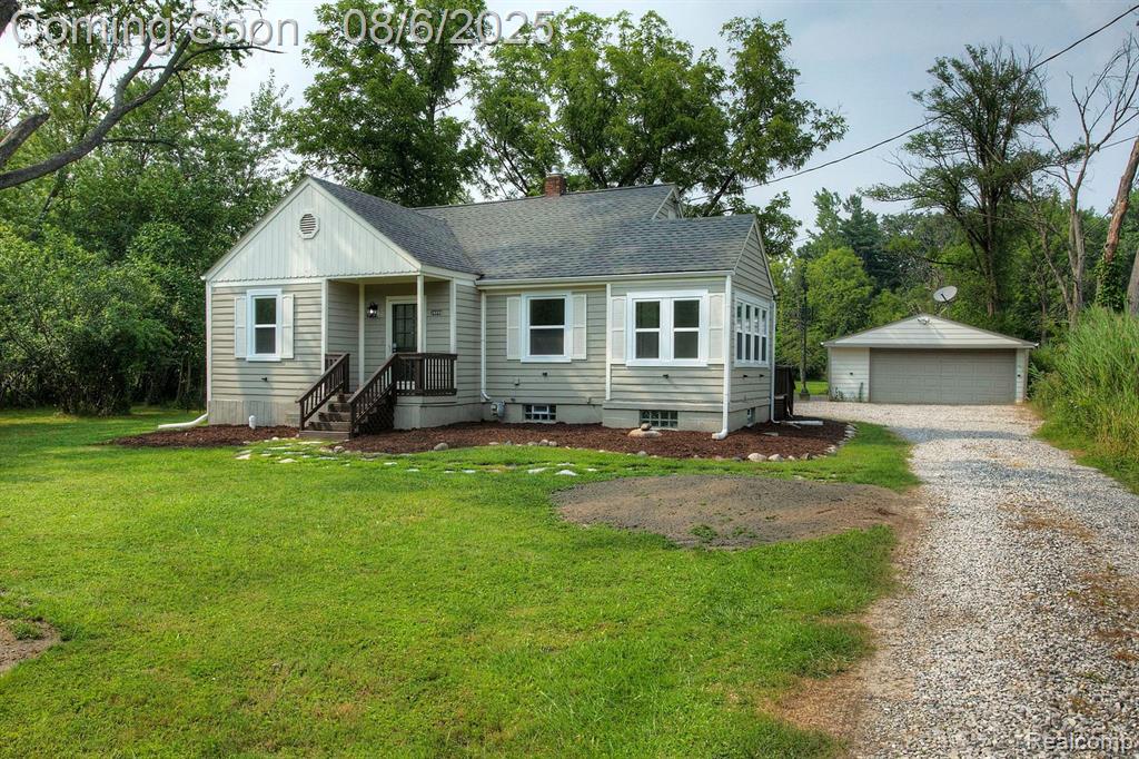 24898 Farmbrook Road Southfield, MI 48034 - Photo 2 of 24