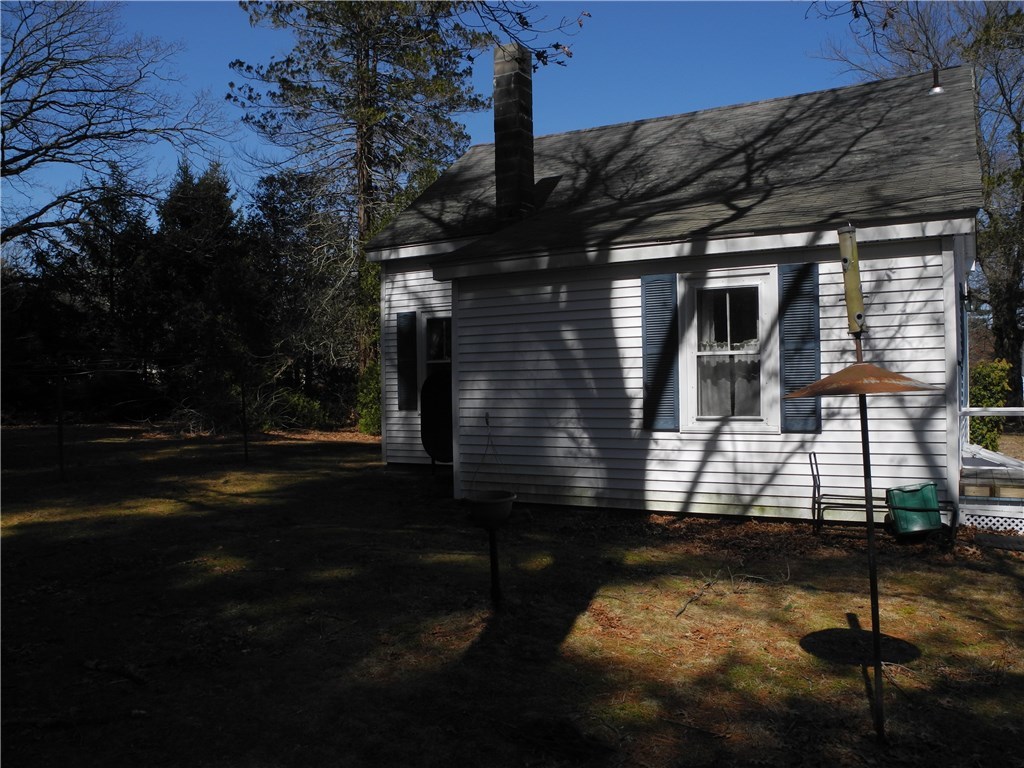 10 Vale Street Coventry, RI 02816 - Photo 4 of 26