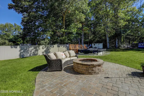 $579,500 | 30 Anita Drive, Jackson, NJ 08527