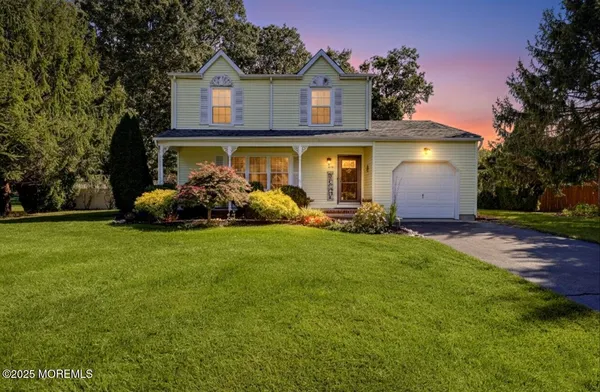 $579,500 | 30 Anita Drive, Jackson, NJ 08527