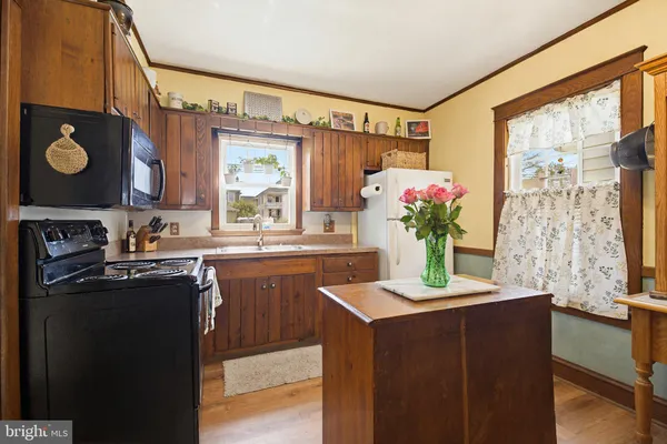 $285,000 | 308 East New Street, Lititz, PA 17543