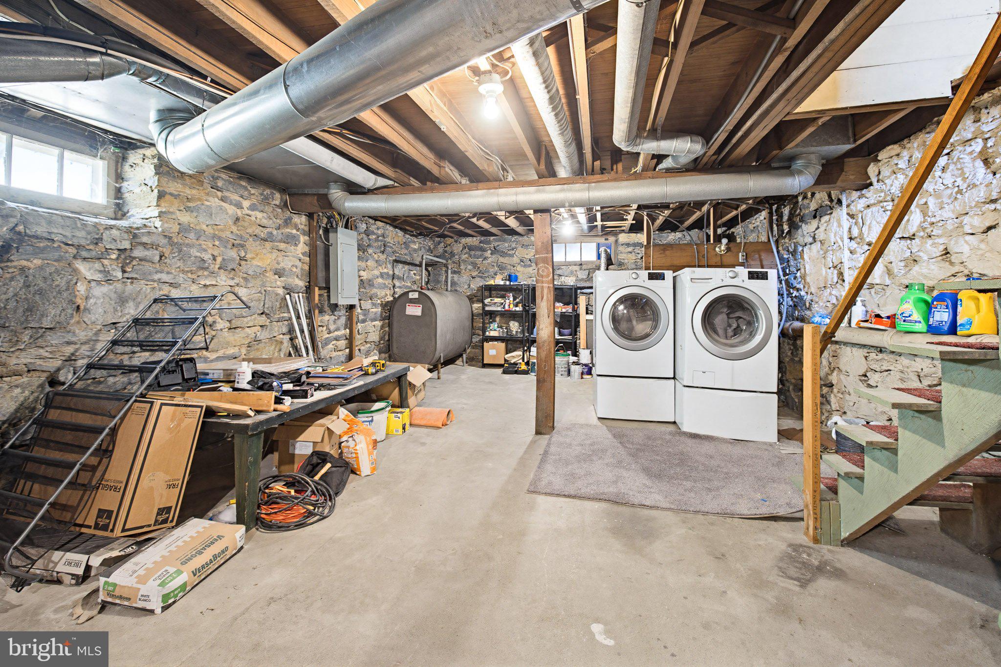 308 East New Street Lititz, PA 17543 - Photo 29 of 42