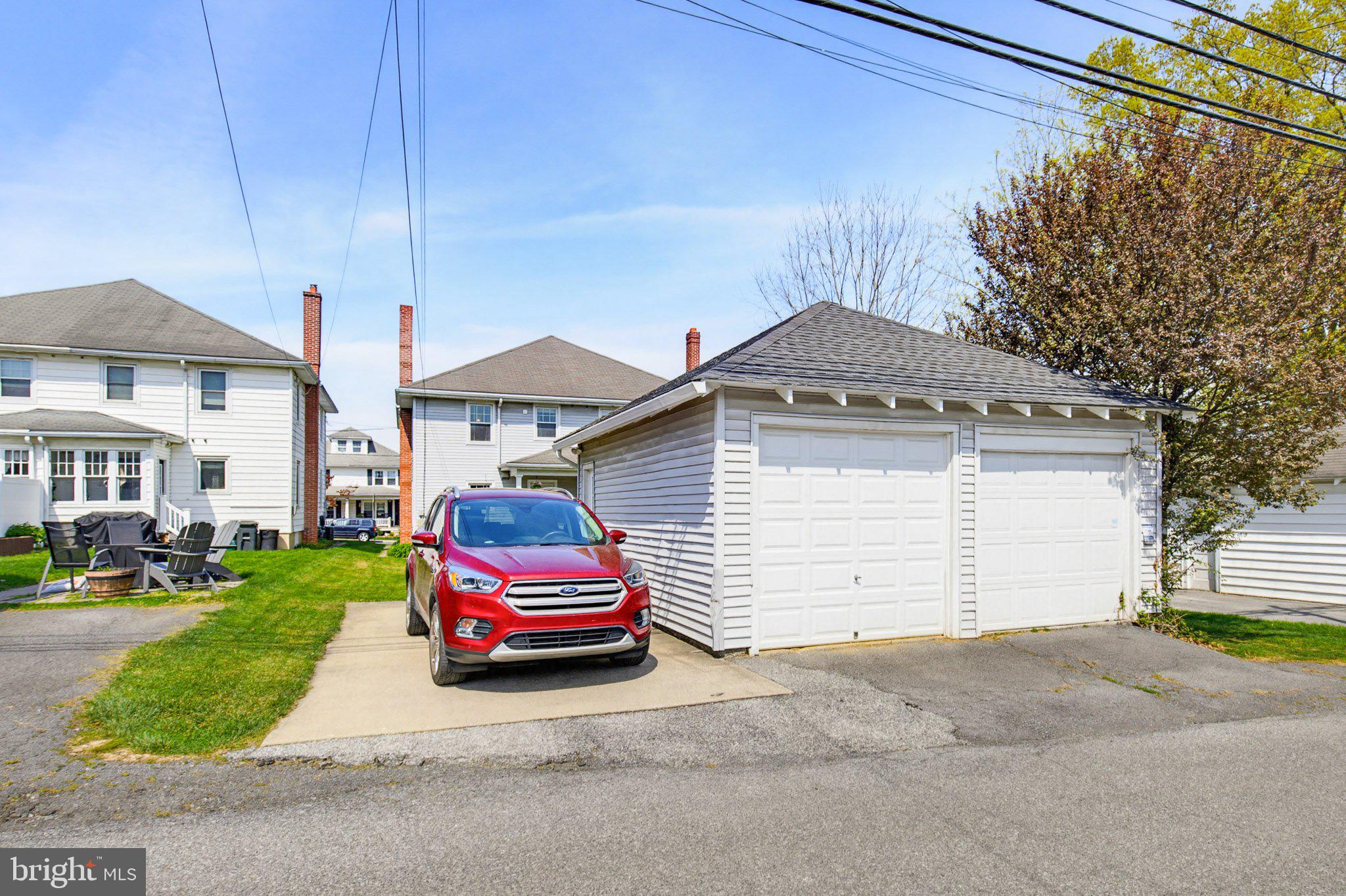 308 East New Street Lititz, PA 17543 - Photo 32 of 42