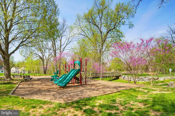 $285,000 | 308 East New Street, Lititz, PA 17543