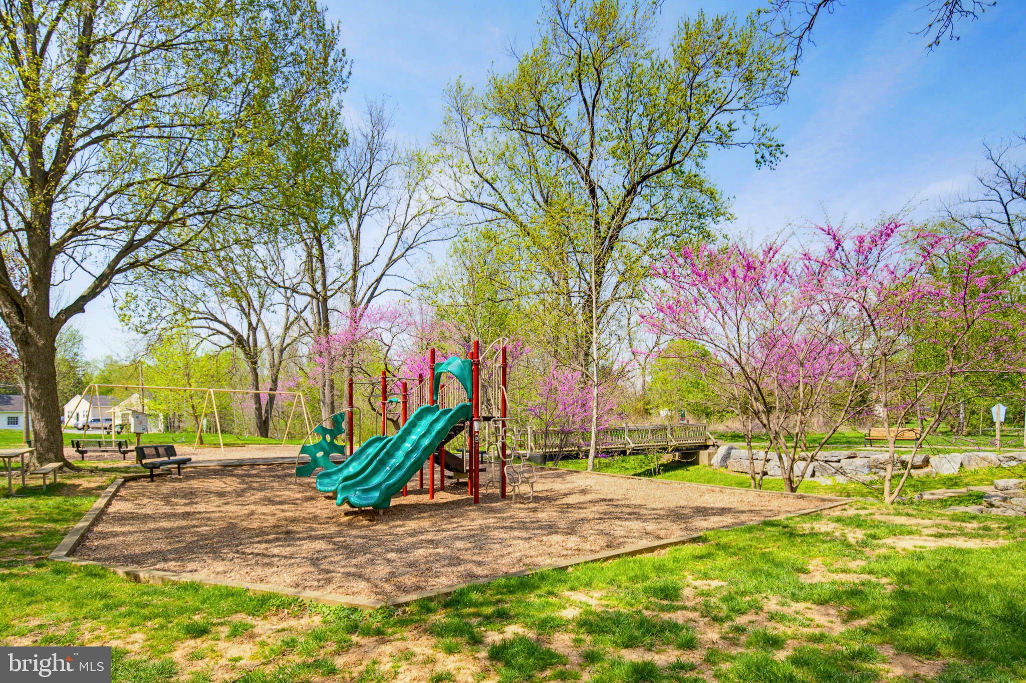 308 East New Street Lititz, PA 17543 - Photo 36 of 42