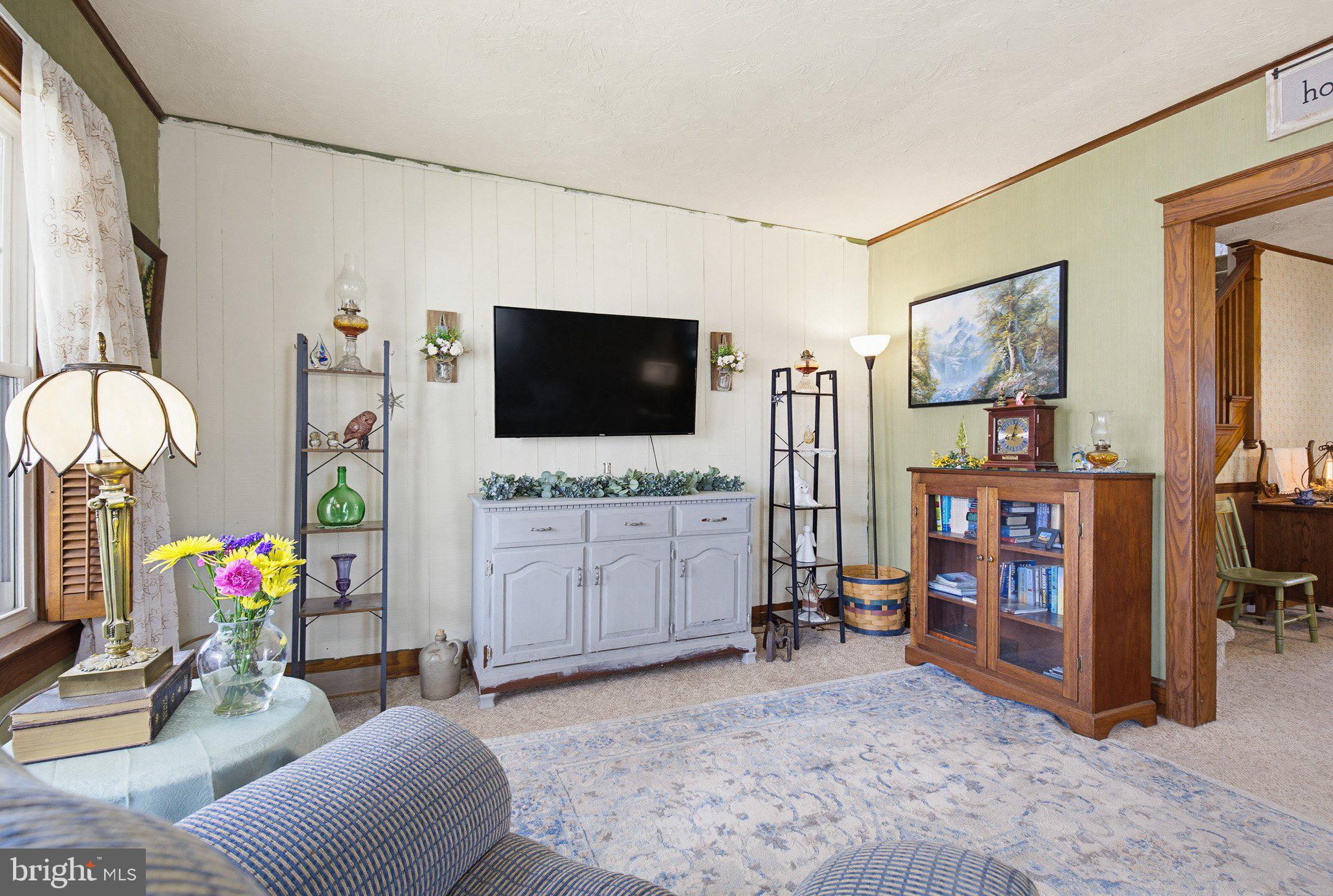 308 East New Street Lititz, PA 17543 - Photo 7 of 42