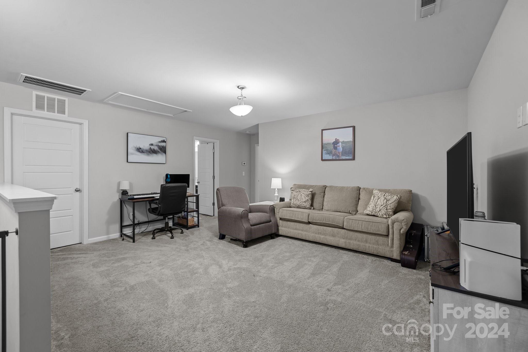 1152 Streamside Lane York, SC 29745 - Photo 18 of 47