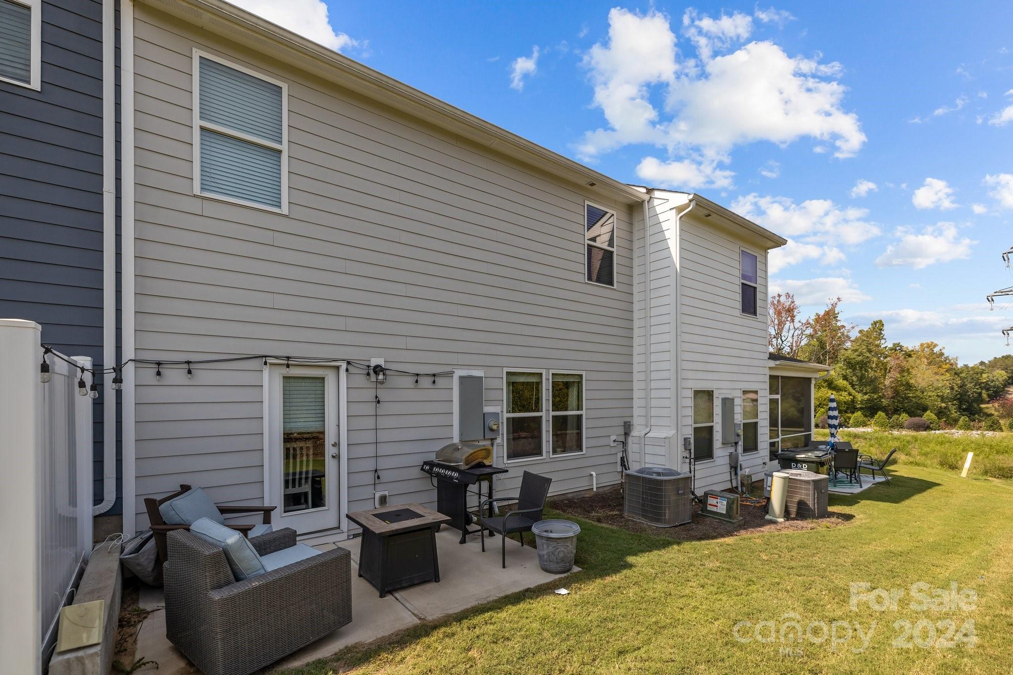 1152 Streamside Lane York, SC 29745 - Photo 32 of 47