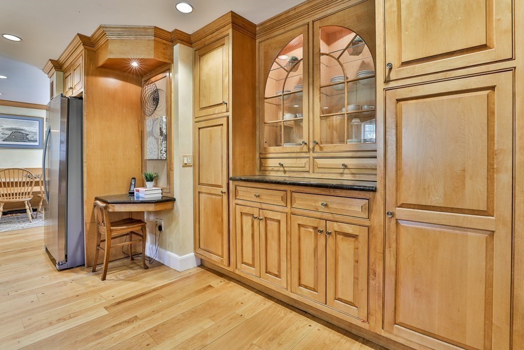 37 Bellevue Road Stoneham, MA 02180 - Photo 17 of 42 Gallery Image 17