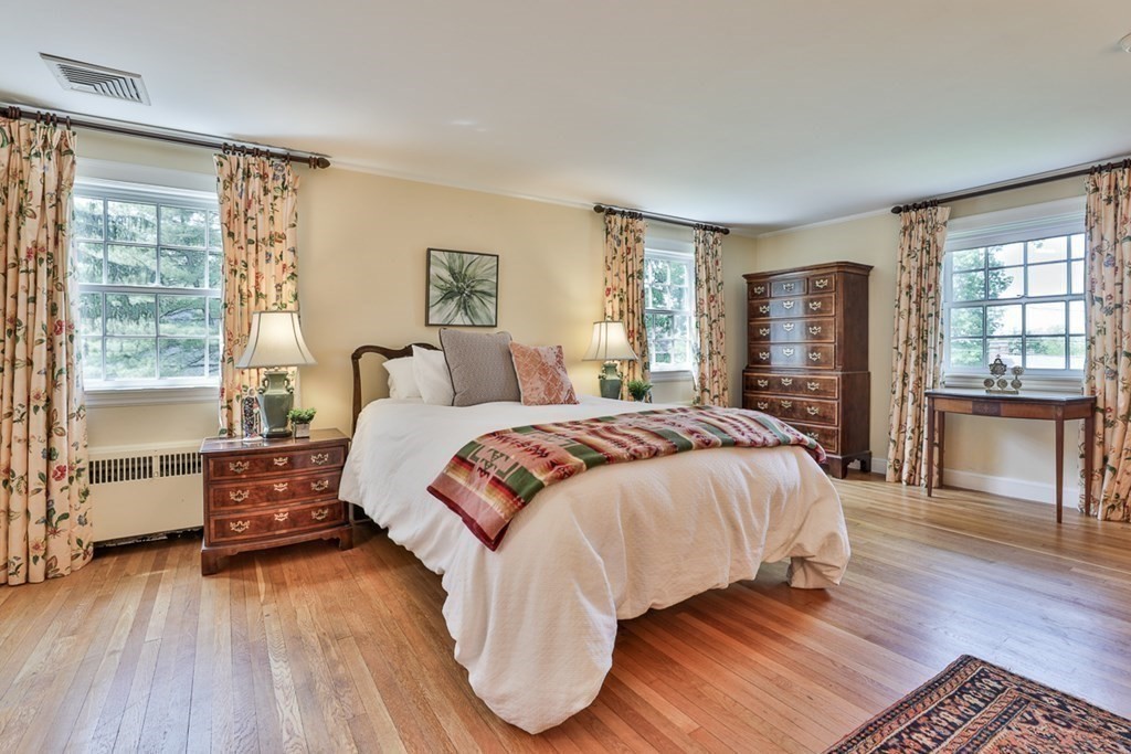 37 Bellevue Road Stoneham, MA 02180 - Photo 32 of 42 Gallery Image 32