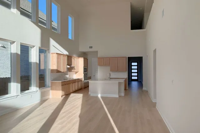 $489,055 | 220 Crescent Heights Drive, Georgetown, TX 78628