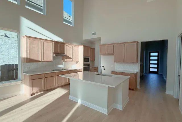 $489,055 | 220 Crescent Heights Drive, Georgetown, TX 78628