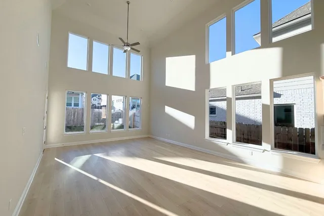 $489,055 | 220 Crescent Heights Drive, Georgetown, TX 78628