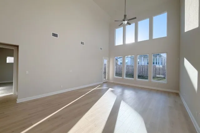 $489,055 | 220 Crescent Heights Drive, Georgetown, TX 78628