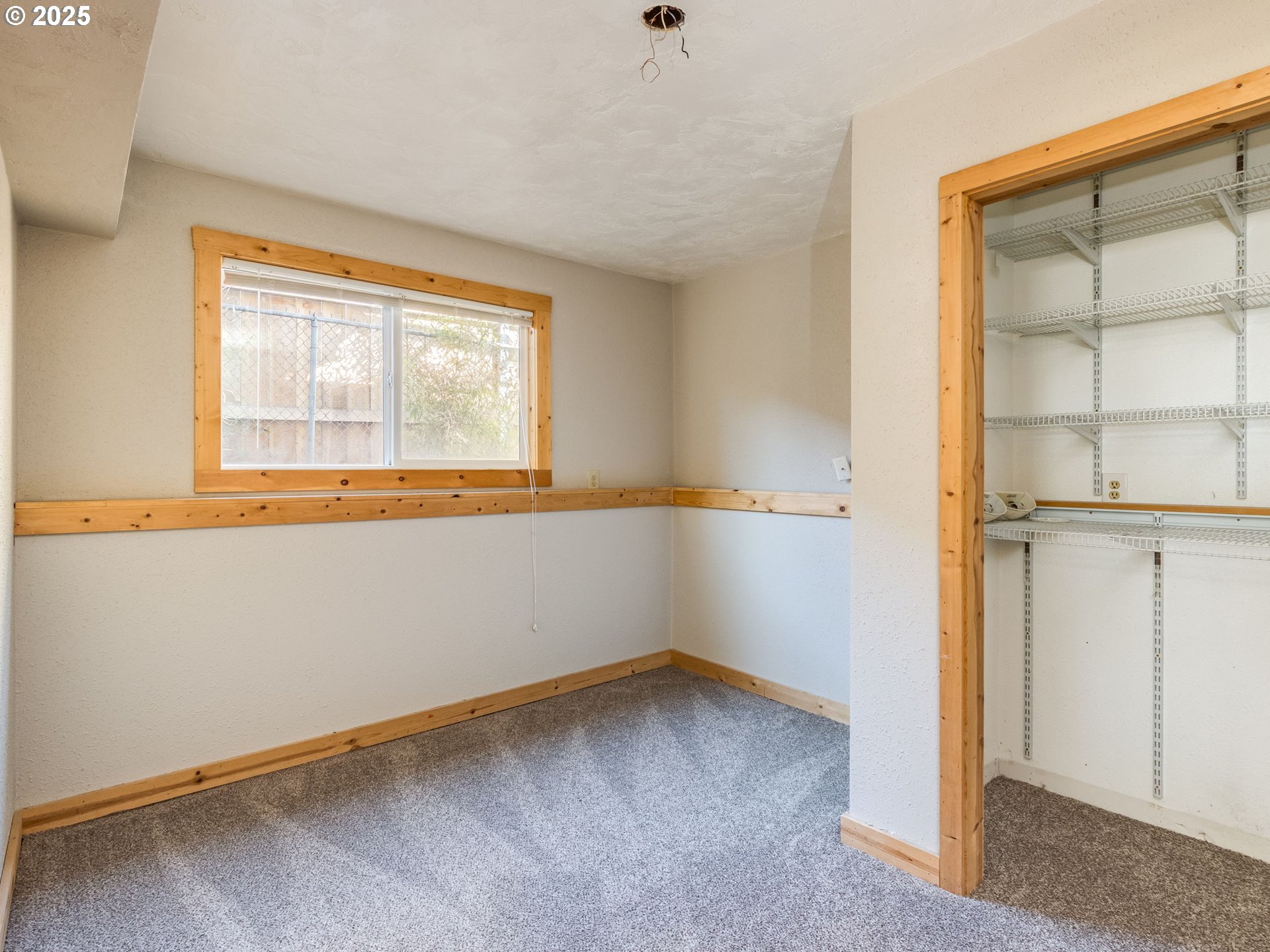 17118 Southeast Bush Street Portland, OR 97236 - Photo 33 of 40