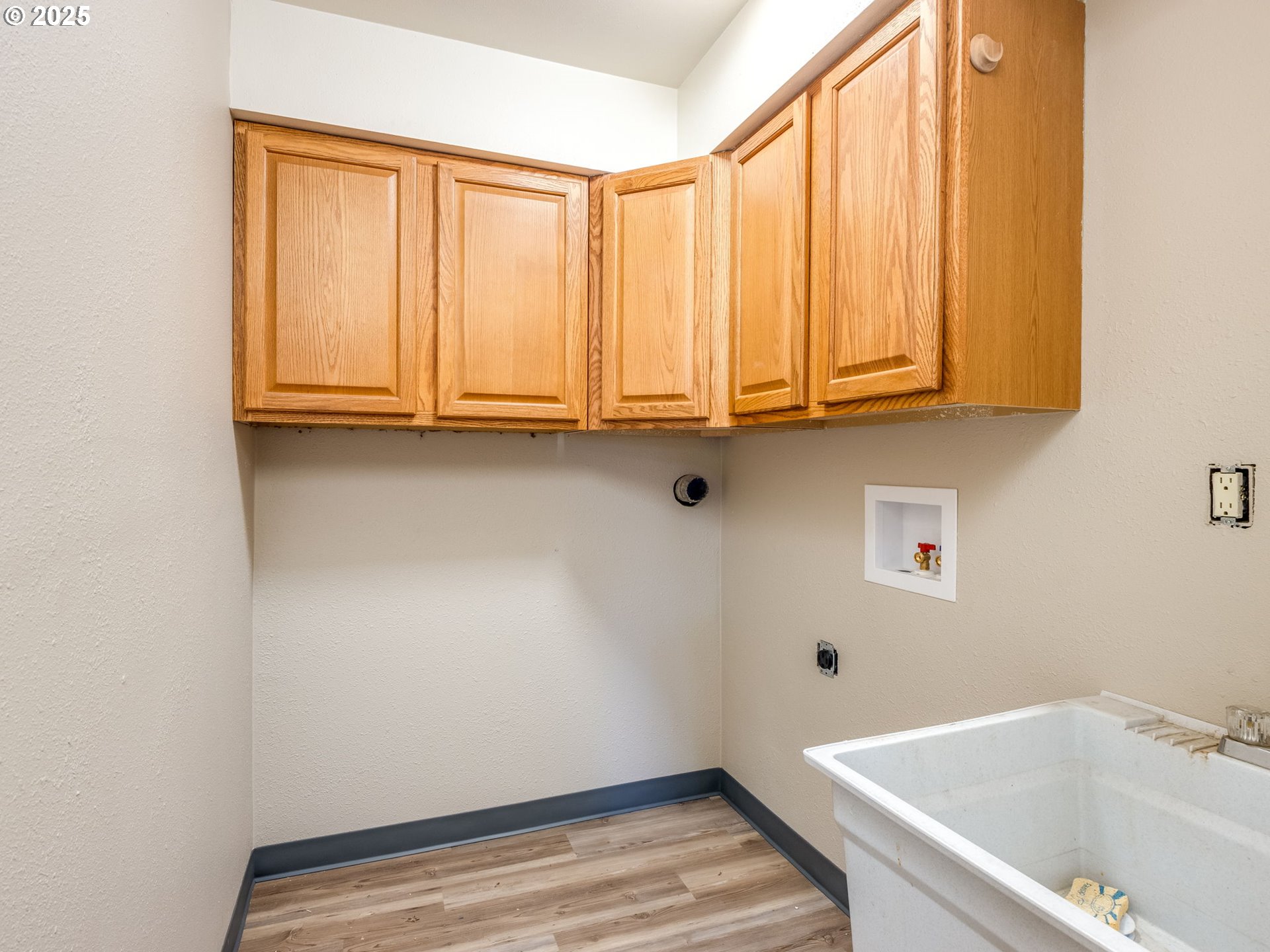 17118 Southeast Bush Street Portland, OR 97236 - Photo 34 of 40