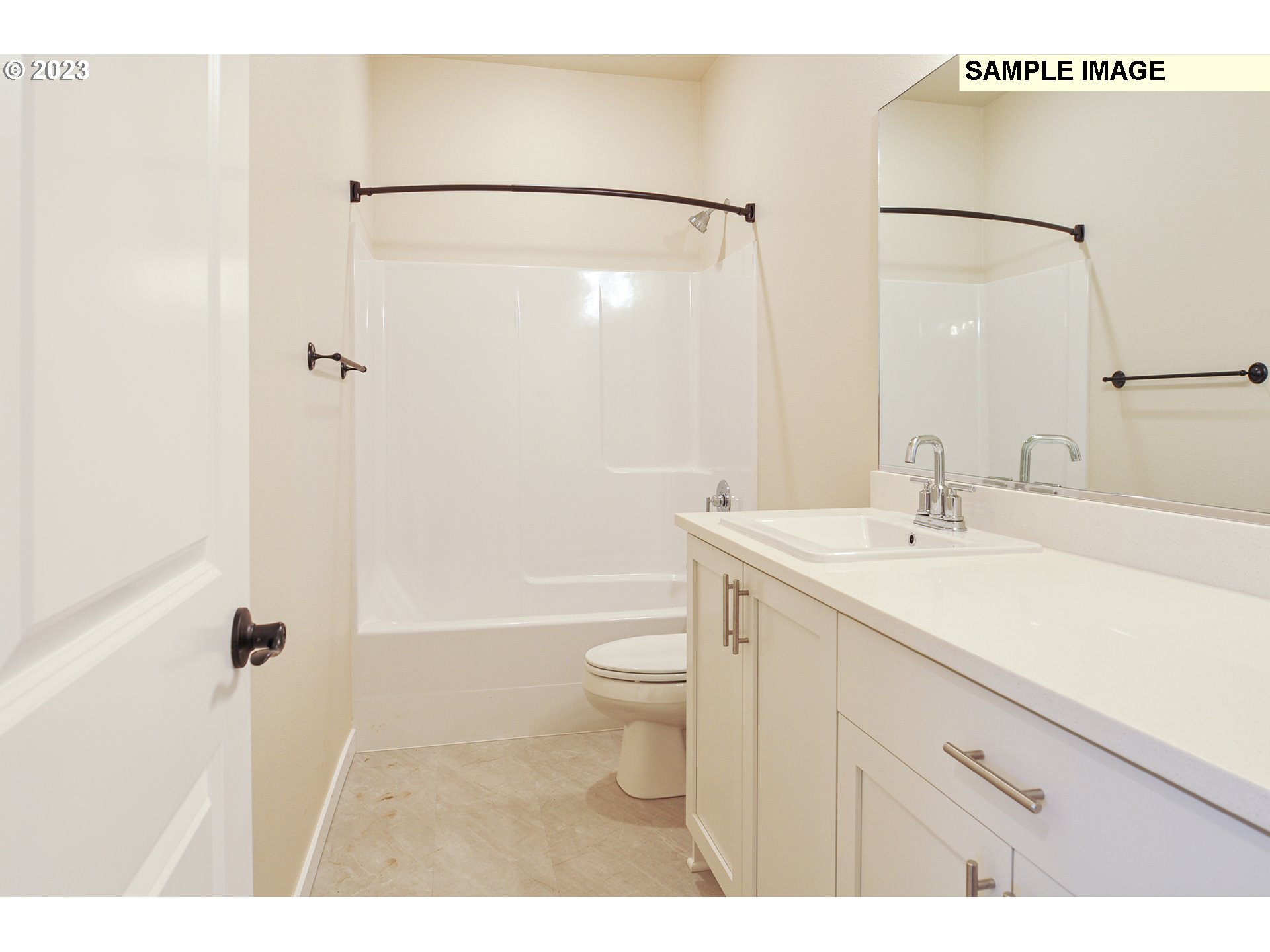 11202 Blueberry Loop Aurora, OR 97002 - Photo 11 of 14 Bathroom