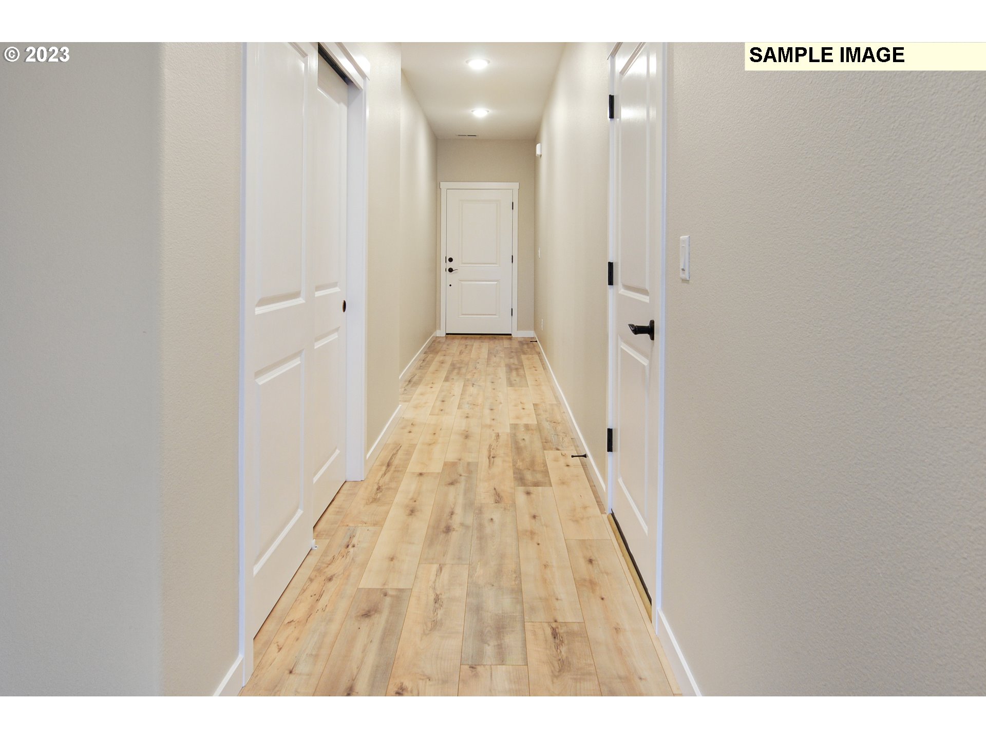 11202 Blueberry Loop Aurora, OR 97002 - Photo 2 of 14 Gallery Image 2