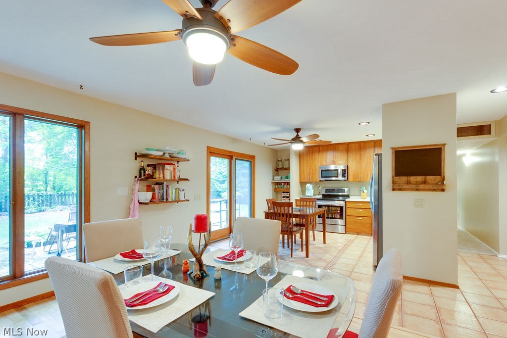 5052 North Barton Road North Ridgeville, OH 44039 - Photo 3 of 28 Gallery Image 3