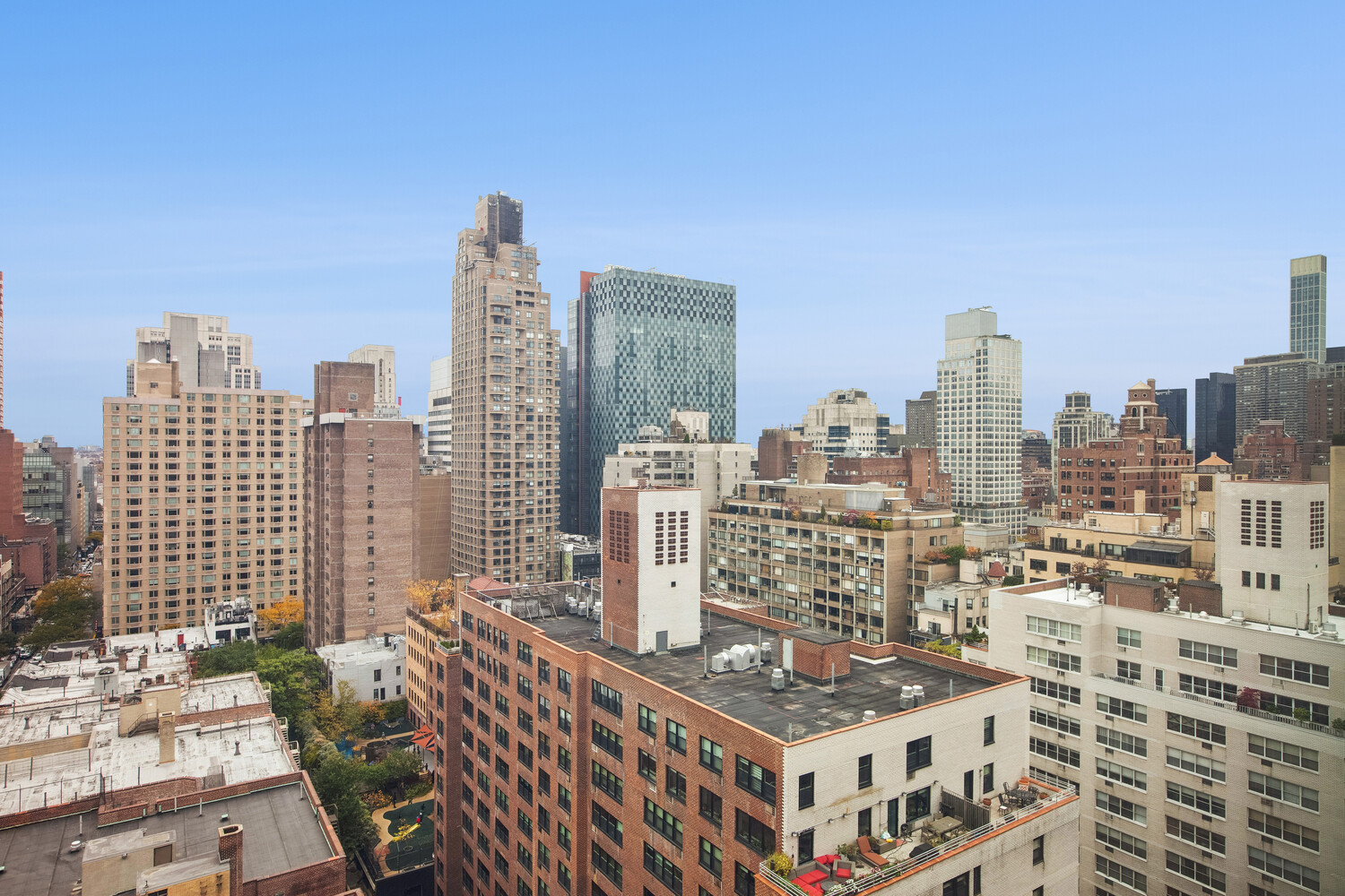 300 East 71st Street, Unit 19S Manhattan, NY 10021 - Photo 6 of 13