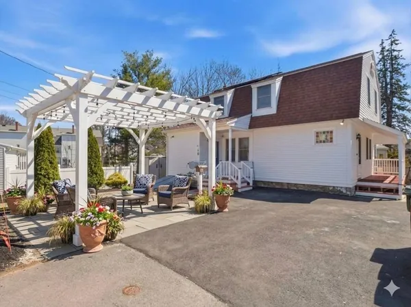 $769,900 | 19 Elm Court, Andover, MA 01810