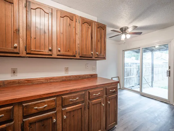 $130,000 | 646 East Maryland Street, Evansville, IN 47711