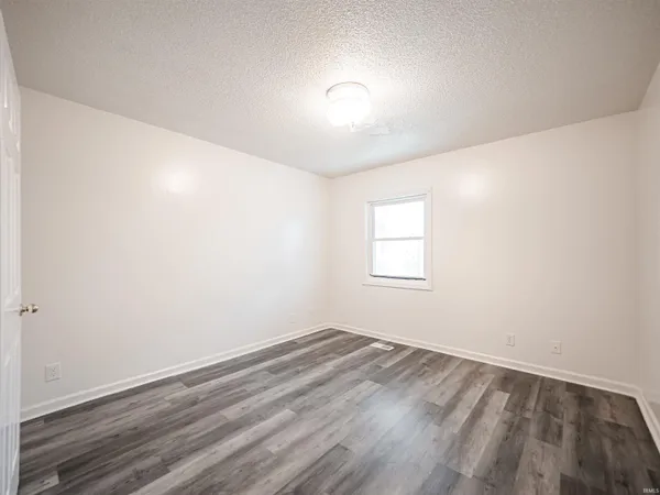 $130,000 | 646 East Maryland Street, Evansville, IN 47711