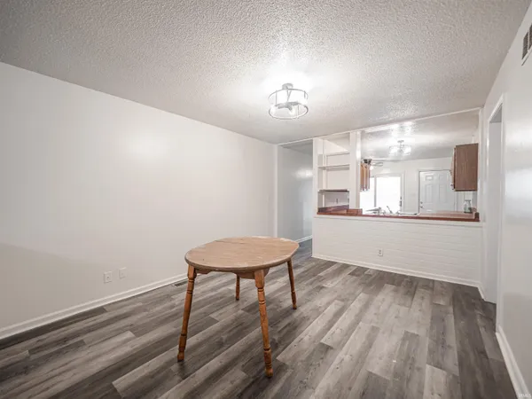 $130,000 | 646 East Maryland Street, Evansville, IN 47711