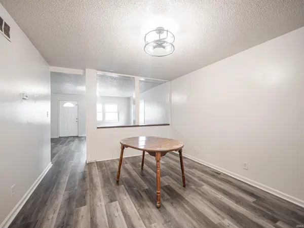 $130,000 | 646 East Maryland Street, Evansville, IN 47711