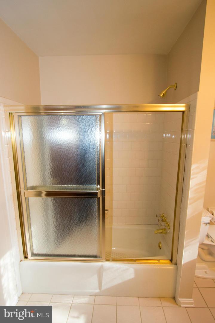 2810 Van Horn Road Jarrettsville, MD 21084 - Photo 16 of 24 Full Bath (Main level)